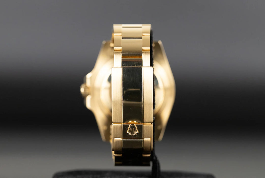 Rolex 116718 GMT Master II Green Dial