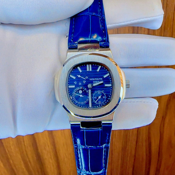 Patek Philippe Nautilus Ref. 5712R