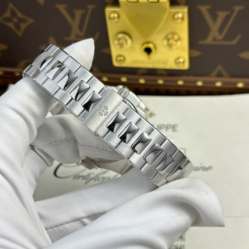 Patek Philippe Nautilus 40 mm - Patek Philippe Watch
