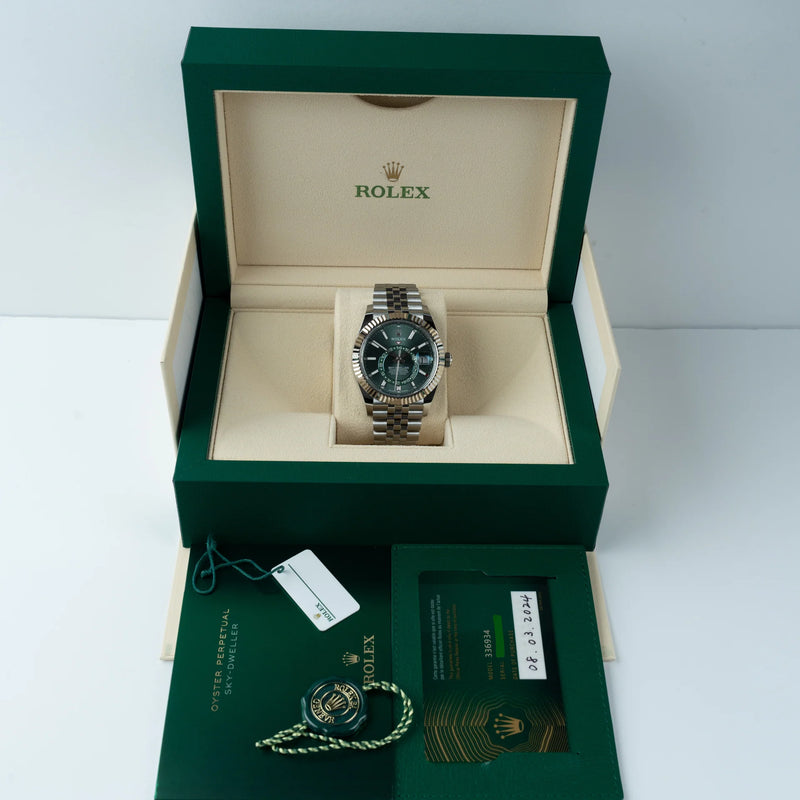Automatic Rolex Sky-Dweller Green Dial 42mm