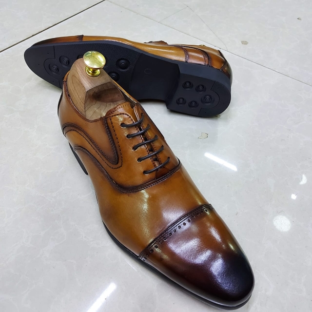 Executive men shoes